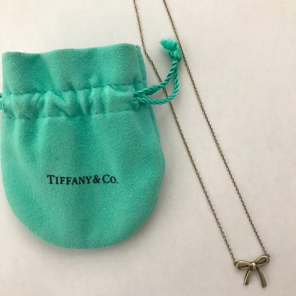 Tiffany bow necklace